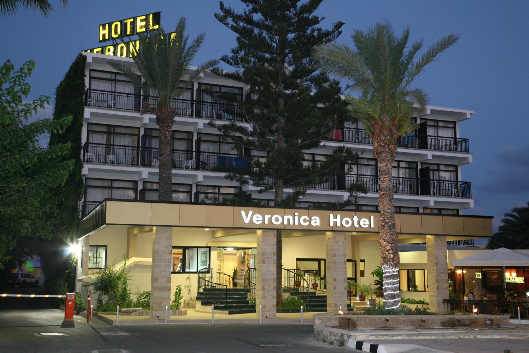 Veronica Hotel Paphos Exterior foto